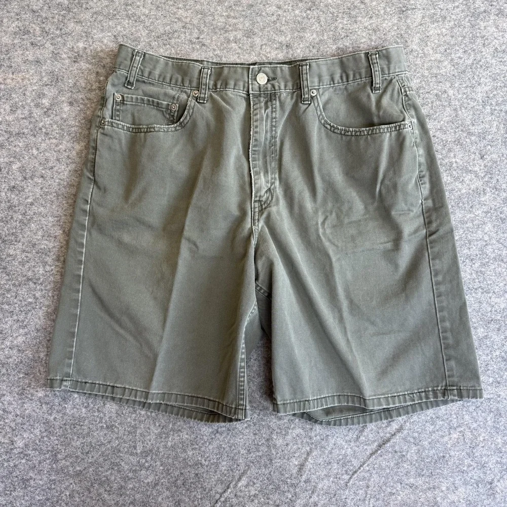 Levis levi 550